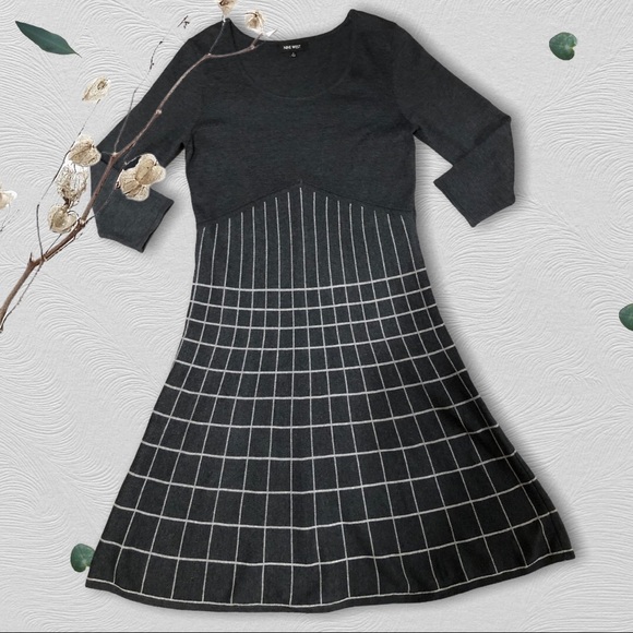 Nine West Princess Style Midi Dress - Picture 2 of 4